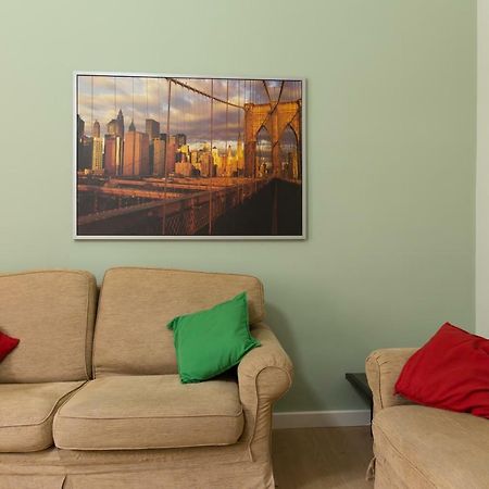 Beautiful Apartment In San Giovanni Close To Colosseo 로마 외부 사진