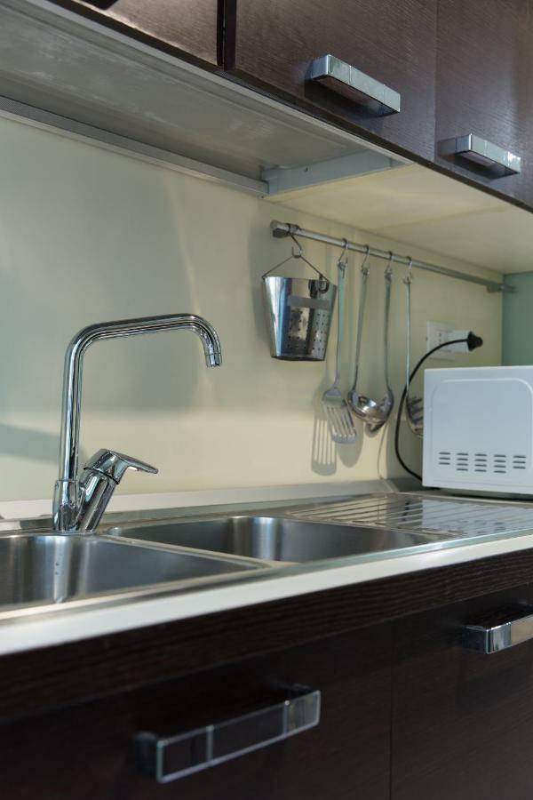 Beautiful Apartment In San Giovanni Close To Colosseo 로마 외부 사진