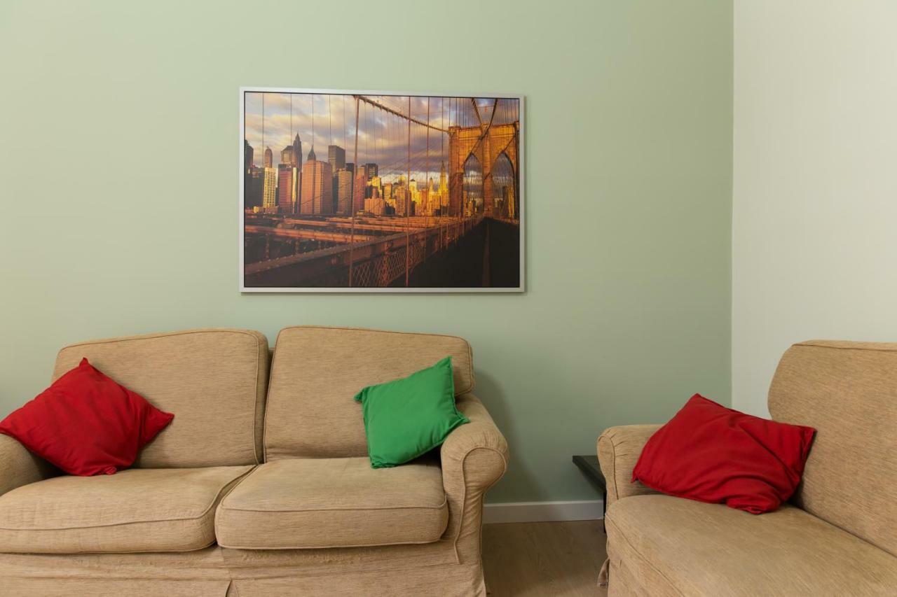 Beautiful Apartment In San Giovanni Close To Colosseo 로마 외부 사진